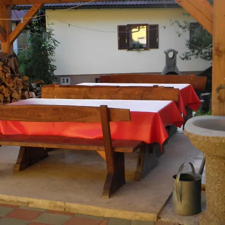 Tubej Turist Farm - Wooden Hayloft Bohinjska Bistrica