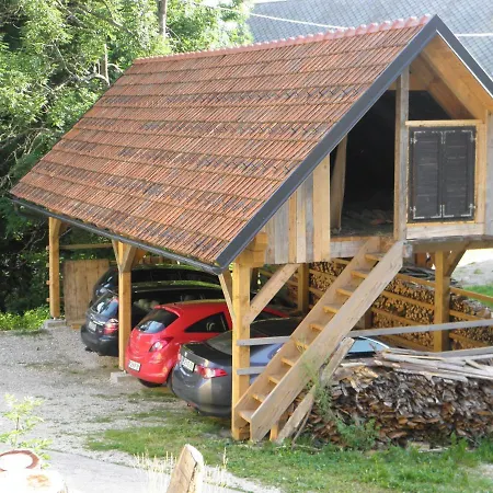 Tubej Turist Farm - Wooden Hayloft Bohinjska Bistrica